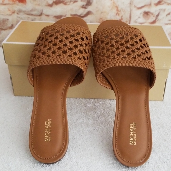 New Michael Kors Augustine Woven Slide Sandal - Picture 6 of 6